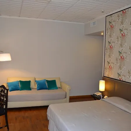 Giglio ホテル モンテカティーニ・テルメ