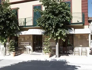 Giglio モンテカティーニ・テルメ